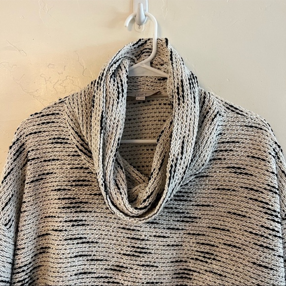 Loft Cream Slouchy Turtleneck Chunky Knit Sweater Extra Large - Picture 2 of 9